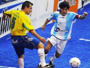 Dunga x Maradona no showbol