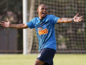 Jonathan, lateral do Cruzeiro